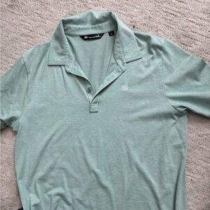 Travis Mathew Men’s Polo size large